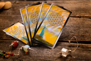 Chatconsult Tarot en Lenormand Kaartleggers